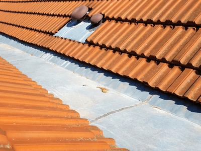 About Leaking Skylight Repair Pros Saint Jo, TX
